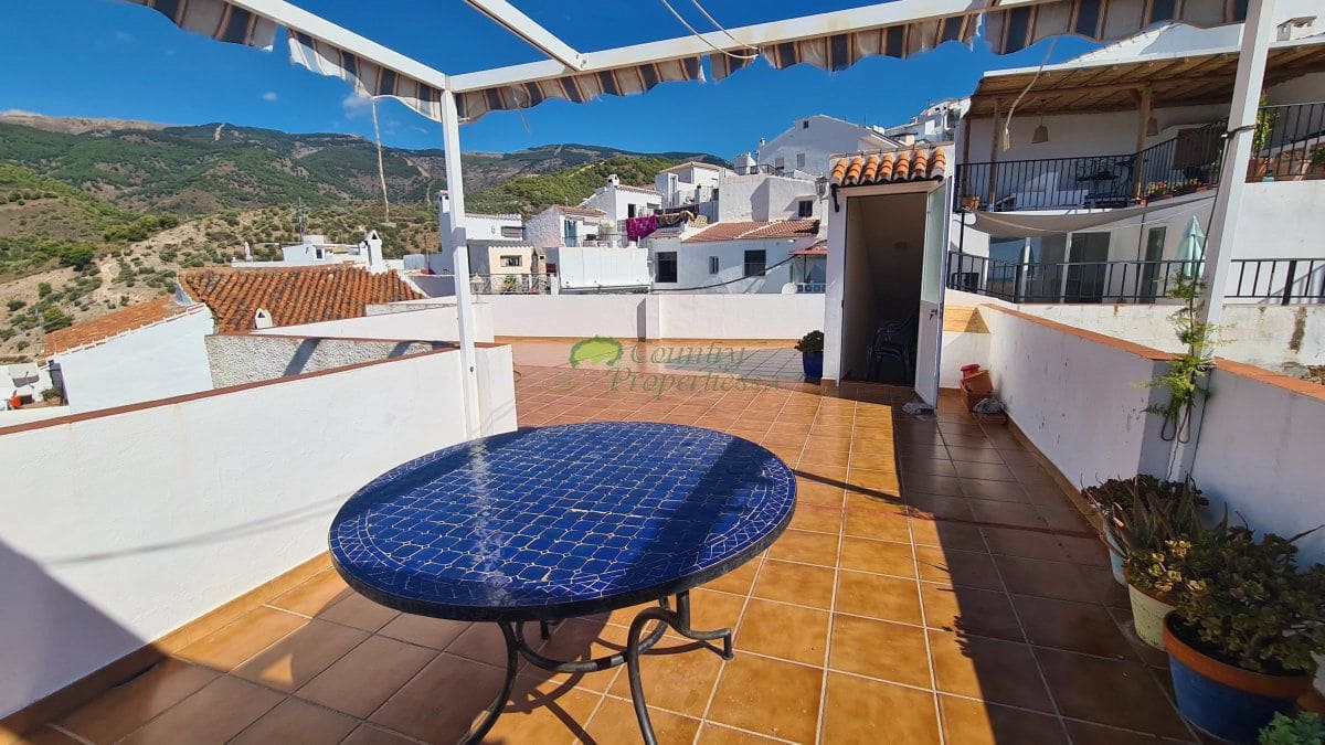 2 quarto Casa em Banda para venda em Canillas de Albaida - 135 000 € (Ref: 10161058)