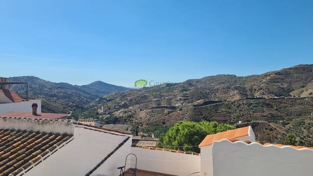 2 quarto Casa em Banda para venda em Canillas de Albaida - 135 000 € (Ref: 10161058)
