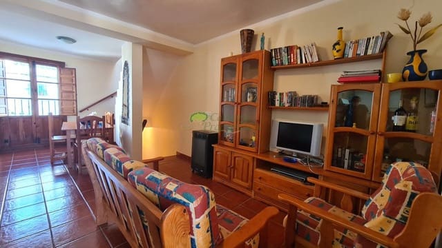 2 quarto Casa em Banda para venda em Canillas de Albaida - 135 000 € (Ref: 10161058)