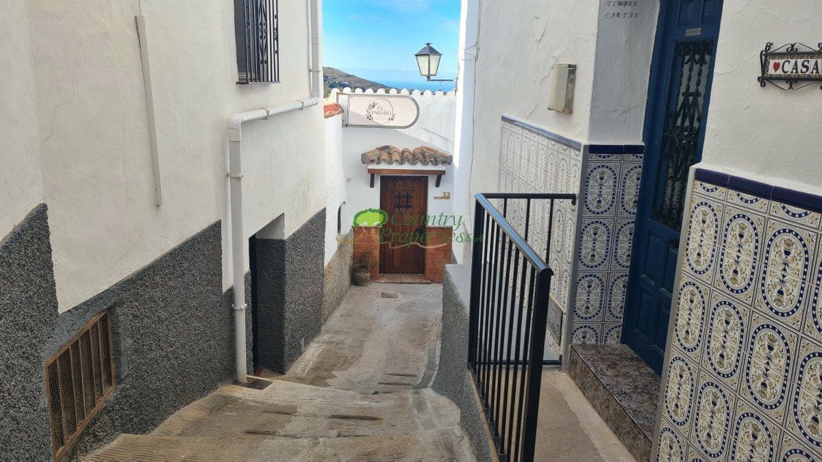 1 bedroom Townhouse for sale in Competa - € 55,000 (Ref: 10168263)