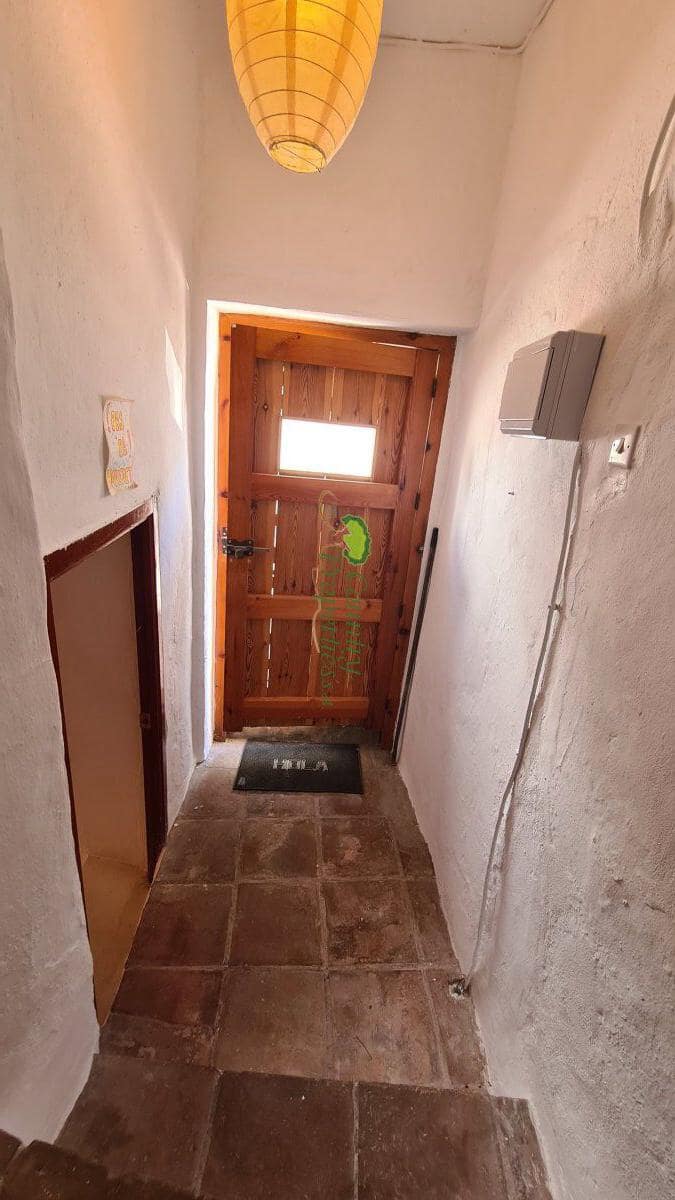 2 makuuhuone Omakotitalo myytävänä paikassa Competa - 157 000 € (Ref: 10184314)