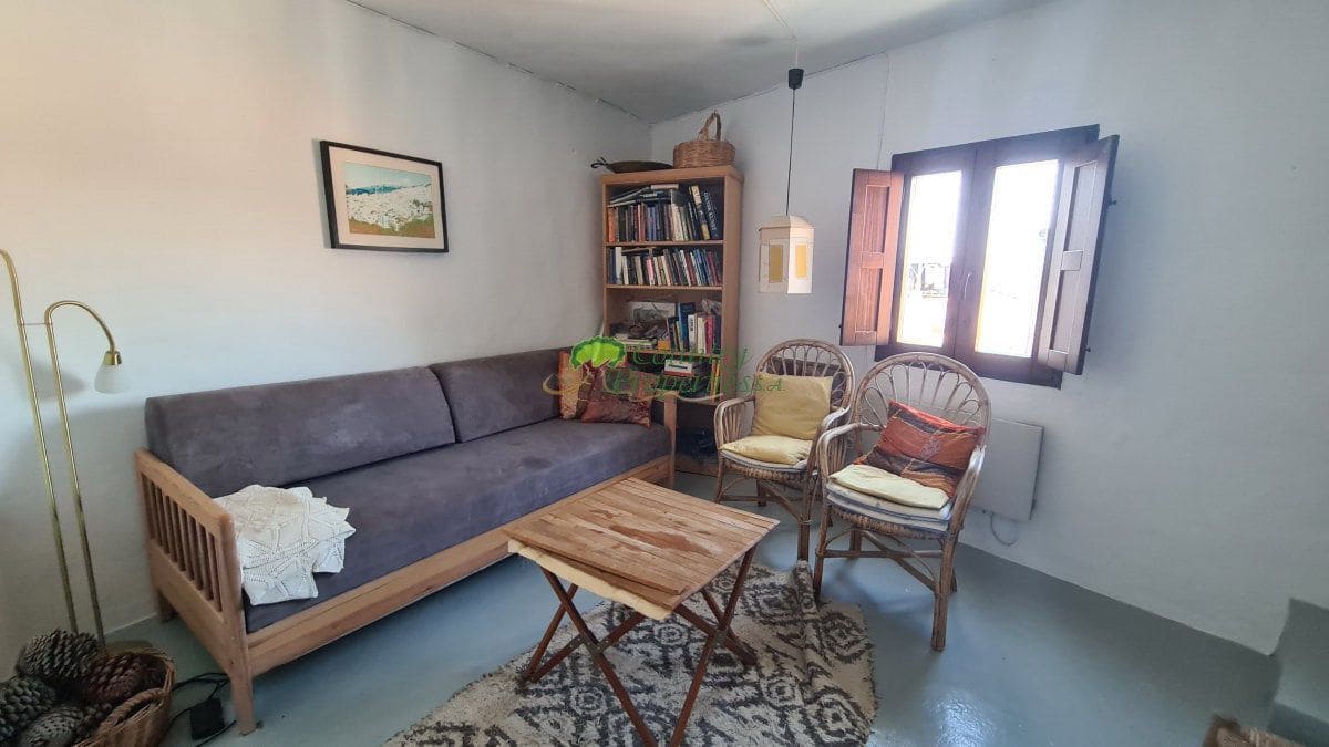 2 makuuhuone Omakotitalo myytävänä paikassa Competa - 157 000 € (Ref: 10184314)
