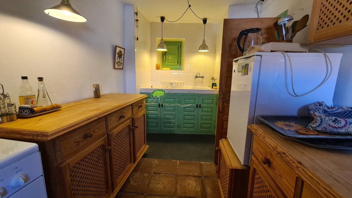 2 makuuhuone Omakotitalo myytävänä paikassa Competa - 157 000 € (Ref: 10184314)