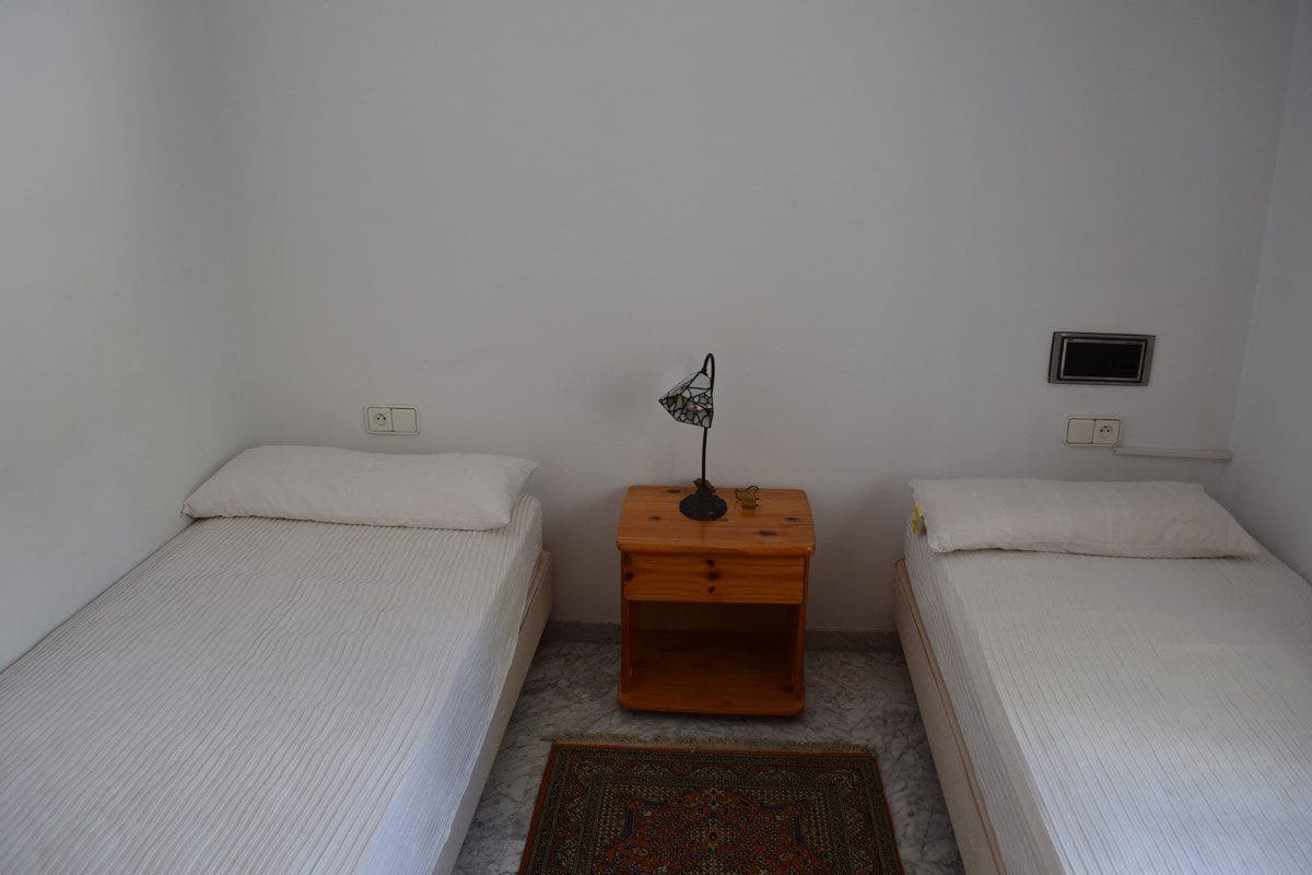 4 soverom Villa til salgs i Caleta de Velez med garasje - € 375 000 (Ref: 5220459)