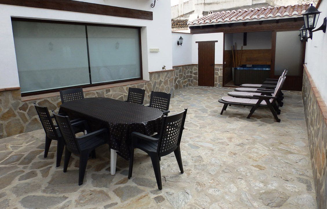 3 soveværelse Byhus til salg i Salares - € 213.000 (Ref: 5265587)