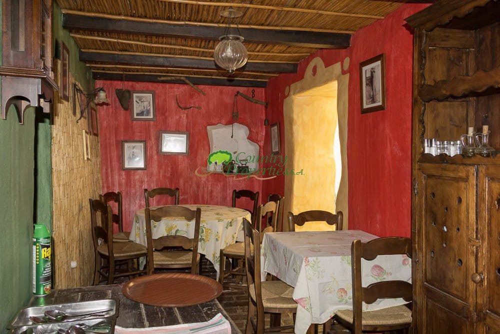 7 soveværelse Byhus til salg i Archez - € 259.000 (Ref: 5649916)