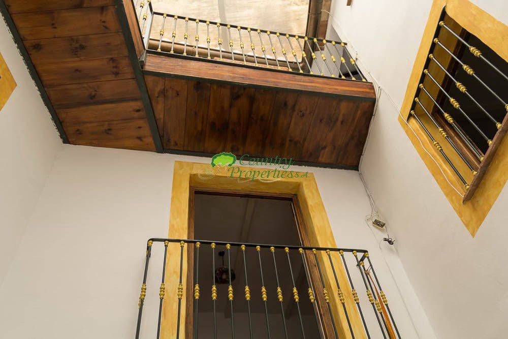 7 soveværelse Byhus til salg i Archez - € 259.000 (Ref: 5649916)