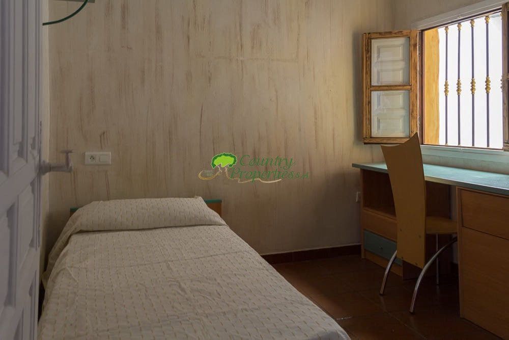 7 soveværelse Byhus til salg i Archez - € 259.000 (Ref: 5649916)