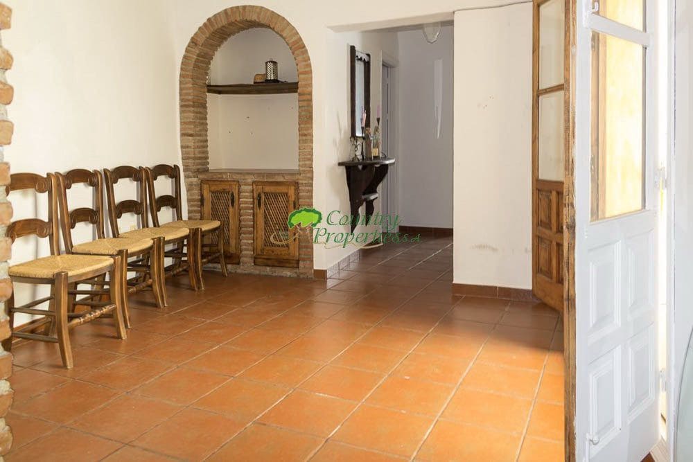 7 soveværelse Byhus til salg i Archez - € 259.000 (Ref: 5649916)