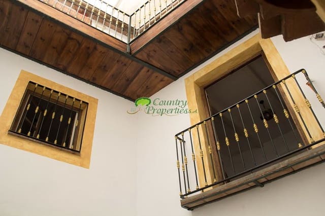 7 soveværelse Byhus til salg i Archez - € 259.000 (Ref: 5649916)