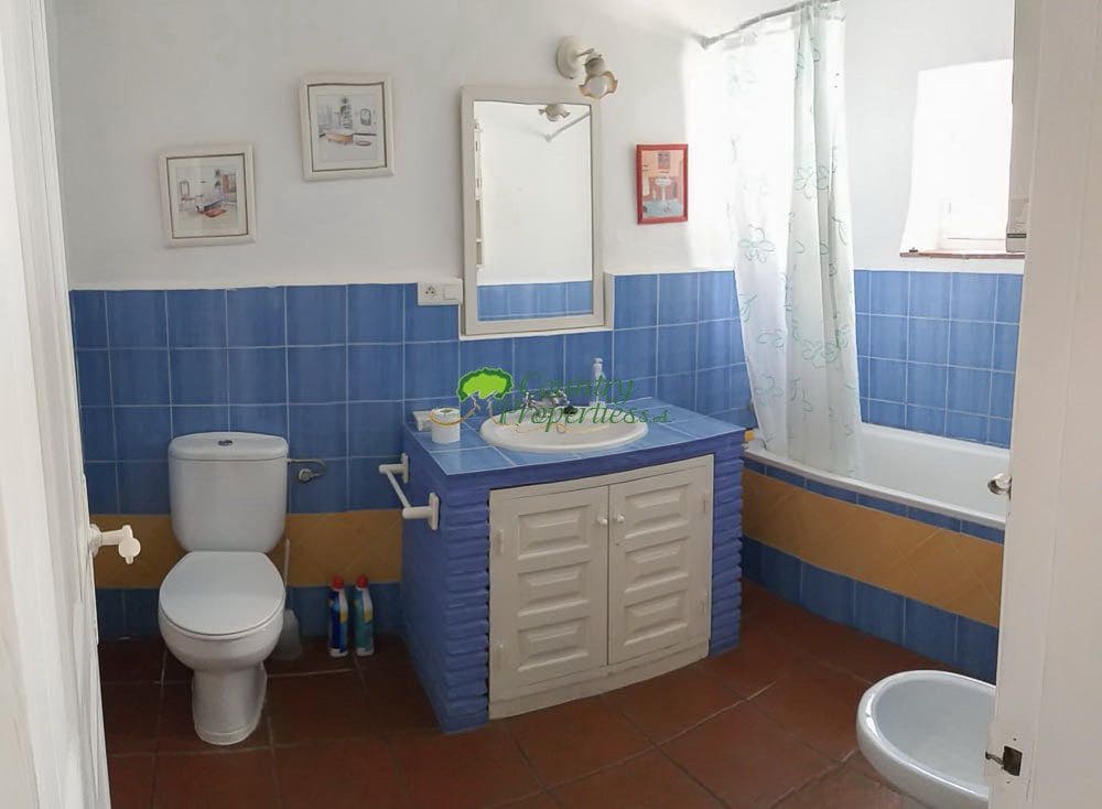 7 soveværelse Byhus til salg i Archez - € 259.000 (Ref: 5649916)