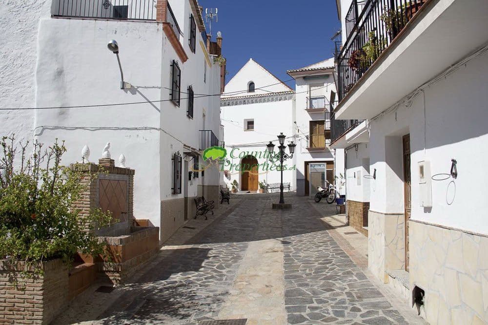 7 soveværelse Byhus til salg i Archez - € 259.000 (Ref: 5649916)