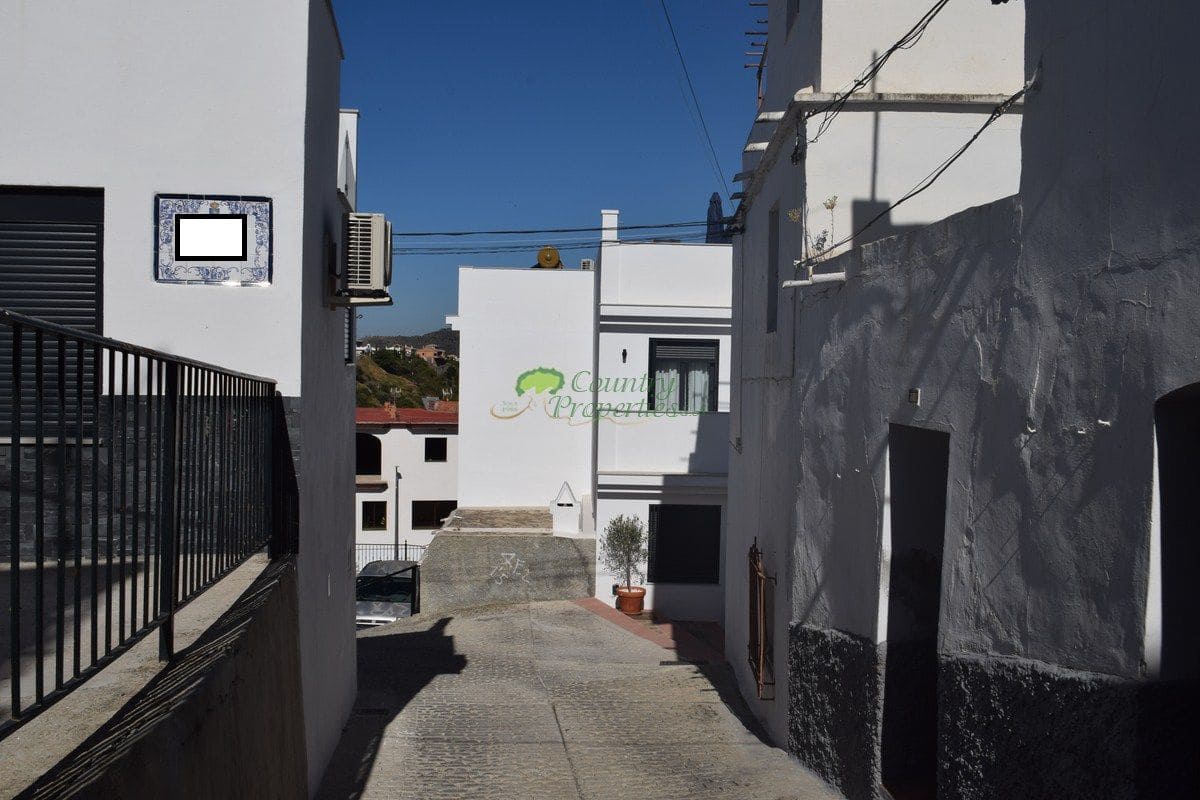 3 camera da letto Casa in vendita in Competa con garage - 129.000 € (Rif: 6215553)