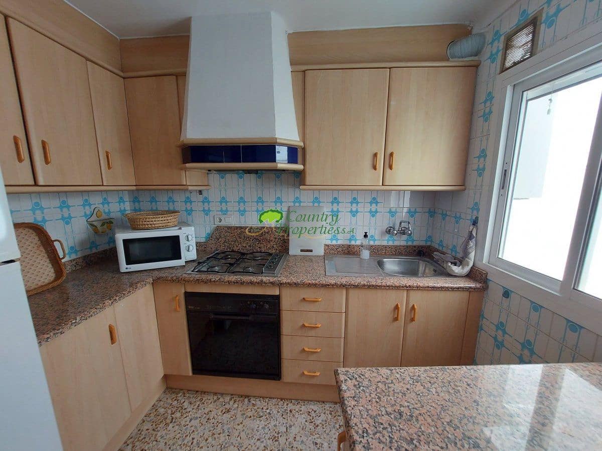 4 soveværelse Byhus til salg i Torrox med garage - € 295.000 (Ref: 6230845)