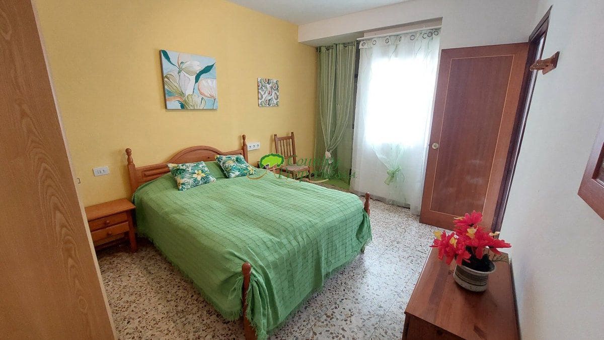 4 soveværelse Byhus til salg i Torrox med garage - € 295.000 (Ref: 6230845)