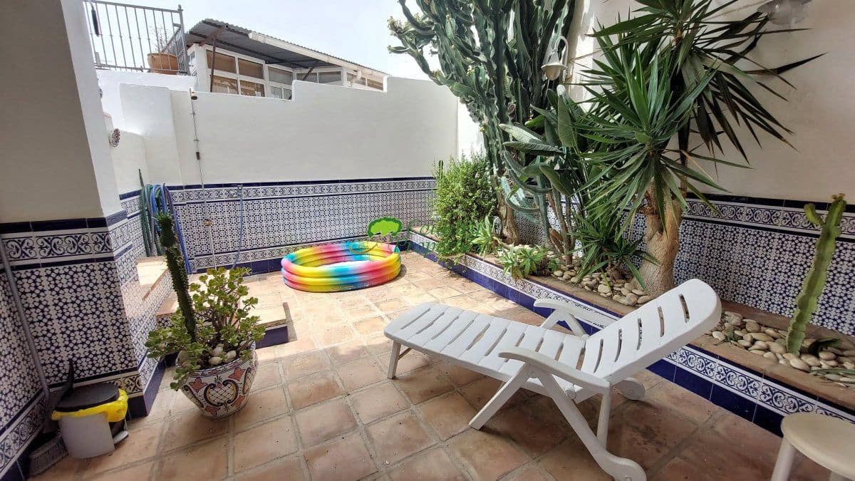 4 soveværelse Byhus til salg i Torrox med garage - € 295.000 (Ref: 6230845)