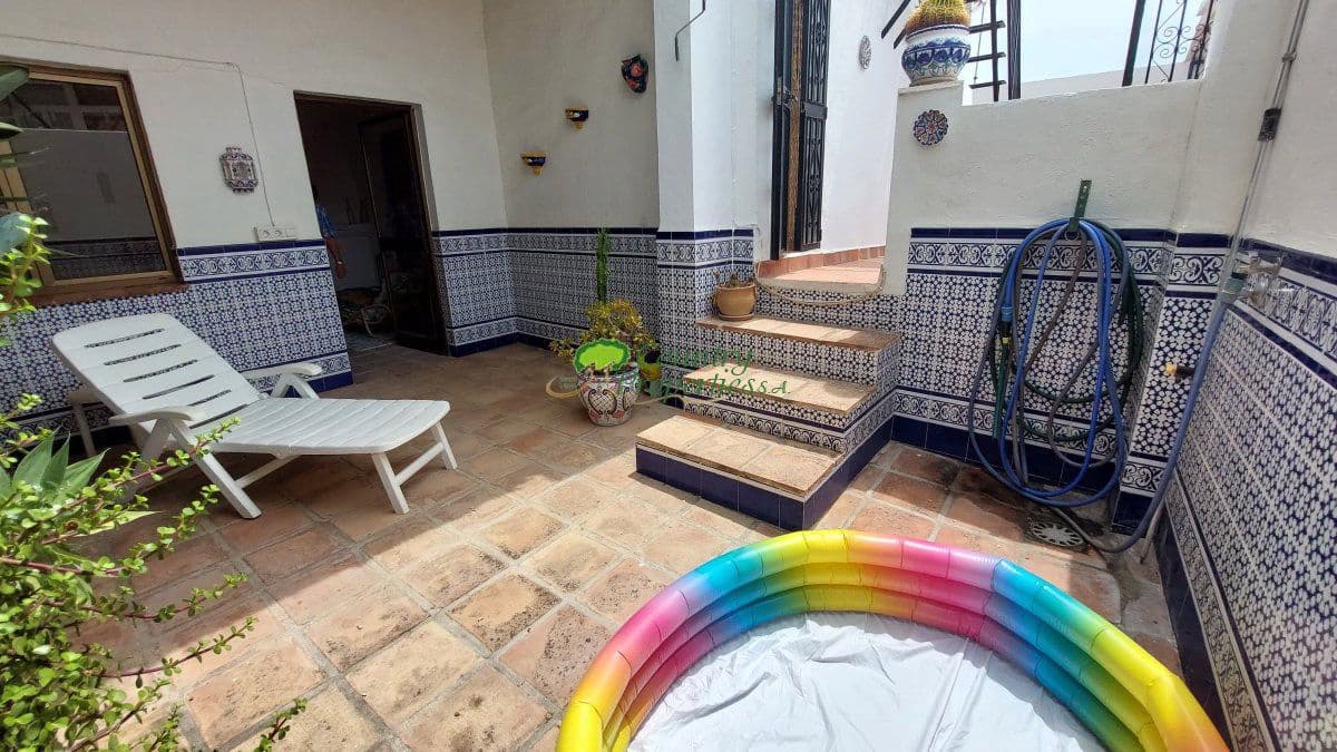 4 soveværelse Byhus til salg i Torrox med garage - € 295.000 (Ref: 6230845)