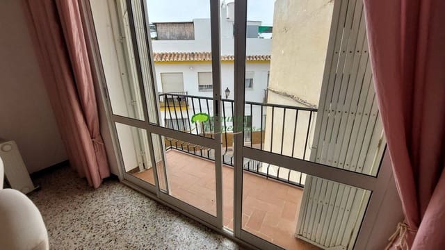 4 soveværelse Byhus til salg i Torrox med garage - € 295.000 (Ref: 6230845)