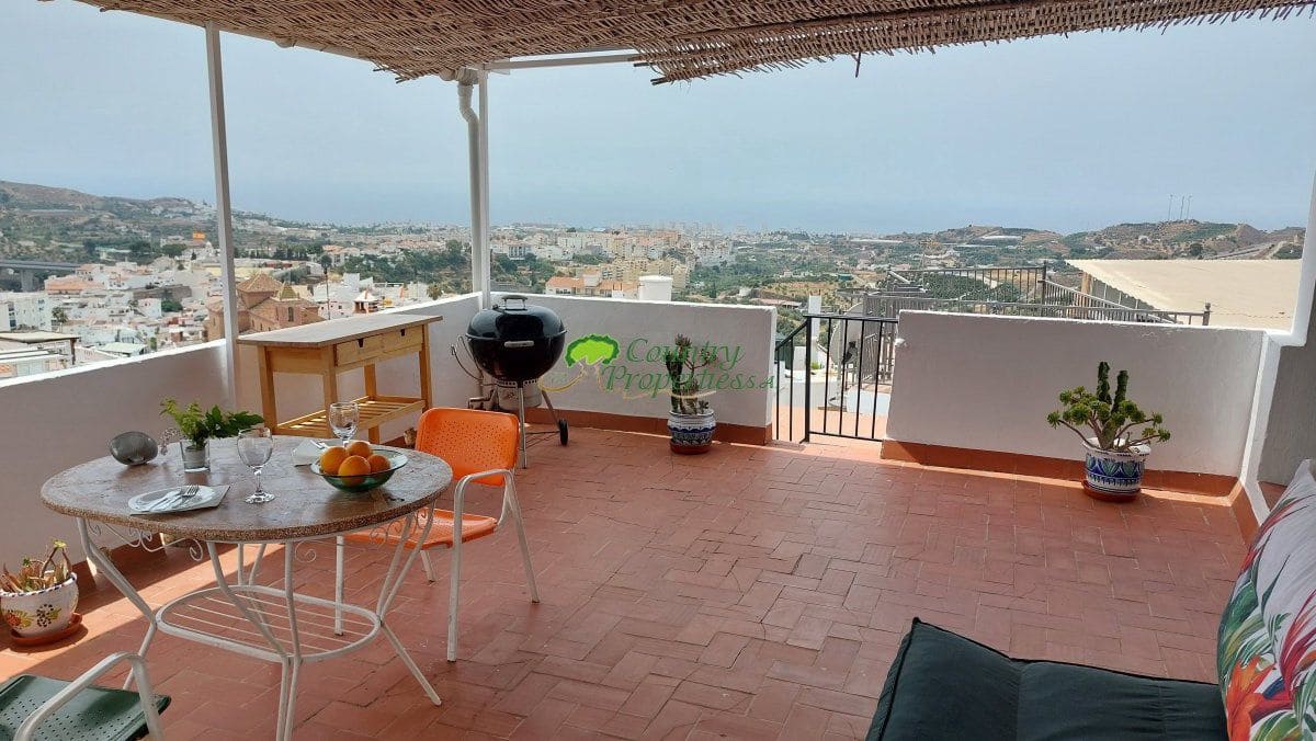 4 soveværelse Byhus til salg i Torrox med garage - € 295.000 (Ref: 6230845)