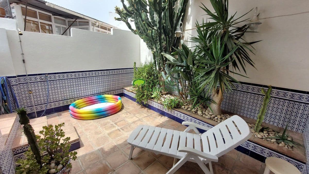 4 soveværelse Byhus til salg i Torrox med garage - € 295.000 (Ref: 6230845)