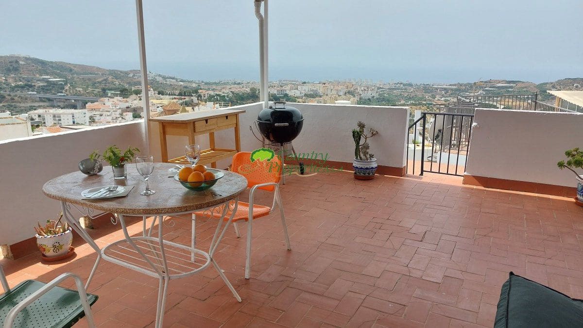 4 soveværelse Byhus til salg i Torrox med garage - € 295.000 (Ref: 6230845)