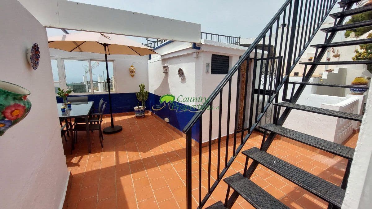 4 soveværelse Byhus til salg i Torrox med garage - € 295.000 (Ref: 6230845)