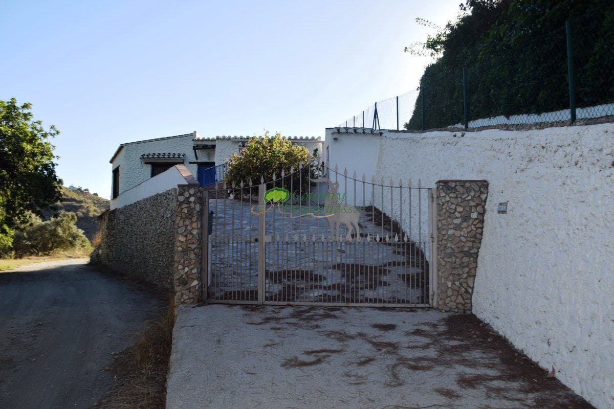 3 slaapkamer Finca/Landhuis te koop in Competa - € 221.000 (Ref: 6314699)