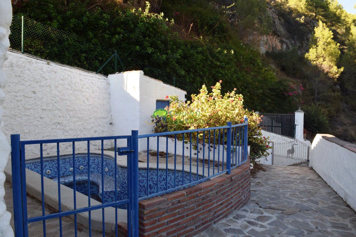 3 slaapkamer Finca/Landhuis te koop in Competa - € 221.000 (Ref: 6314699)