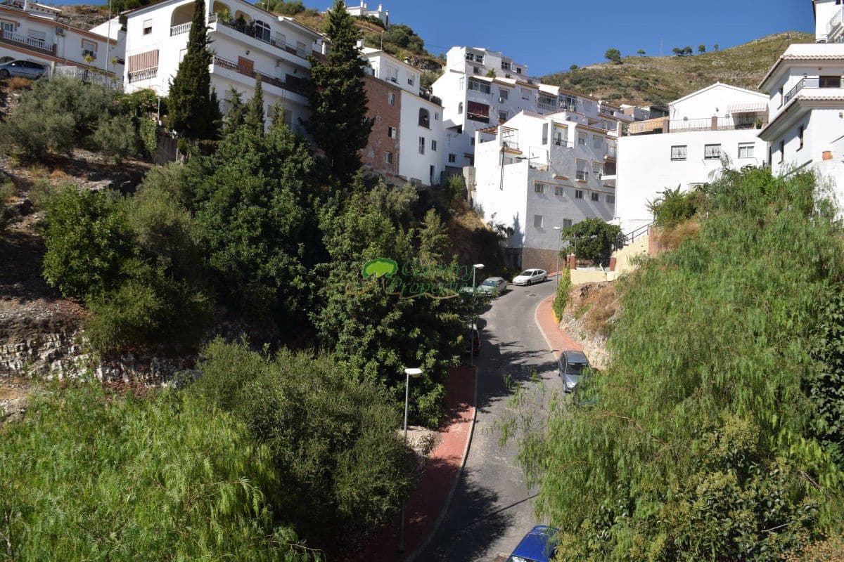 Casa de 4 habitaciones en Cómpeta en venta - 365.000 € (Ref: 6317577)