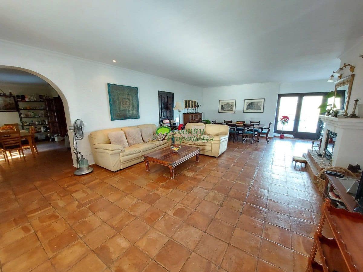 7 sypialnia Finka/Dom wiejski na sprzedaż w Torrox - 880 000 € (Ref: 6611458)