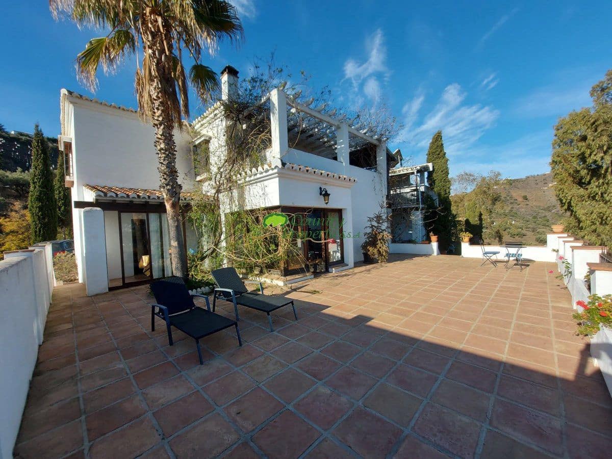 7 sypialnia Finka/Dom wiejski na sprzedaż w Torrox - 880 000 € (Ref: 6611458)