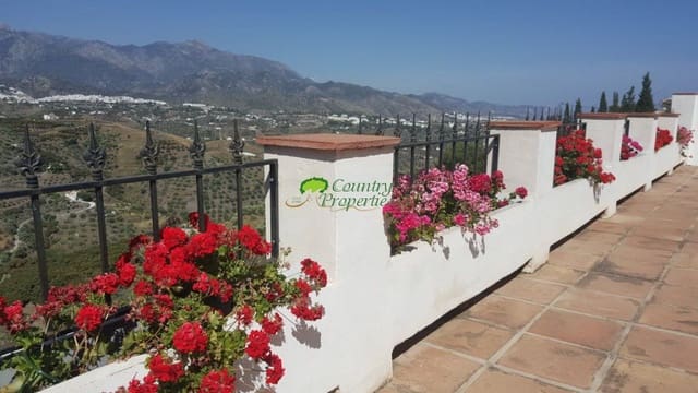 7 slaapkamer Bedrijf te koop in Torrox - € 880.000 (Ref: 6611459)