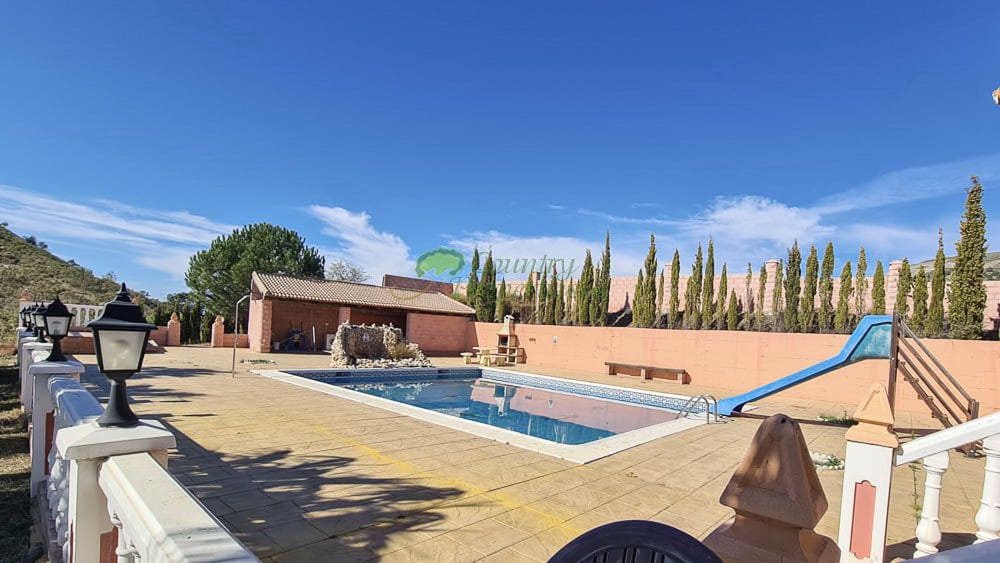 4 soverom Finca/Herregård til salgs i Canillas de Aceituno - € 449 000 (Ref: 6658362)