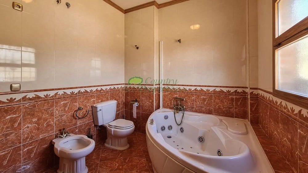 4 soverom Finca/Herregård til salgs i Canillas de Aceituno - € 449 000 (Ref: 6658362)