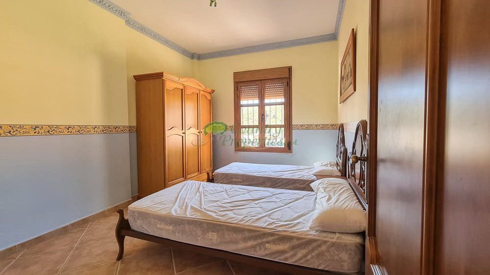 4 soverom Finca/Herregård til salgs i Canillas de Aceituno - € 449 000 (Ref: 6658362)