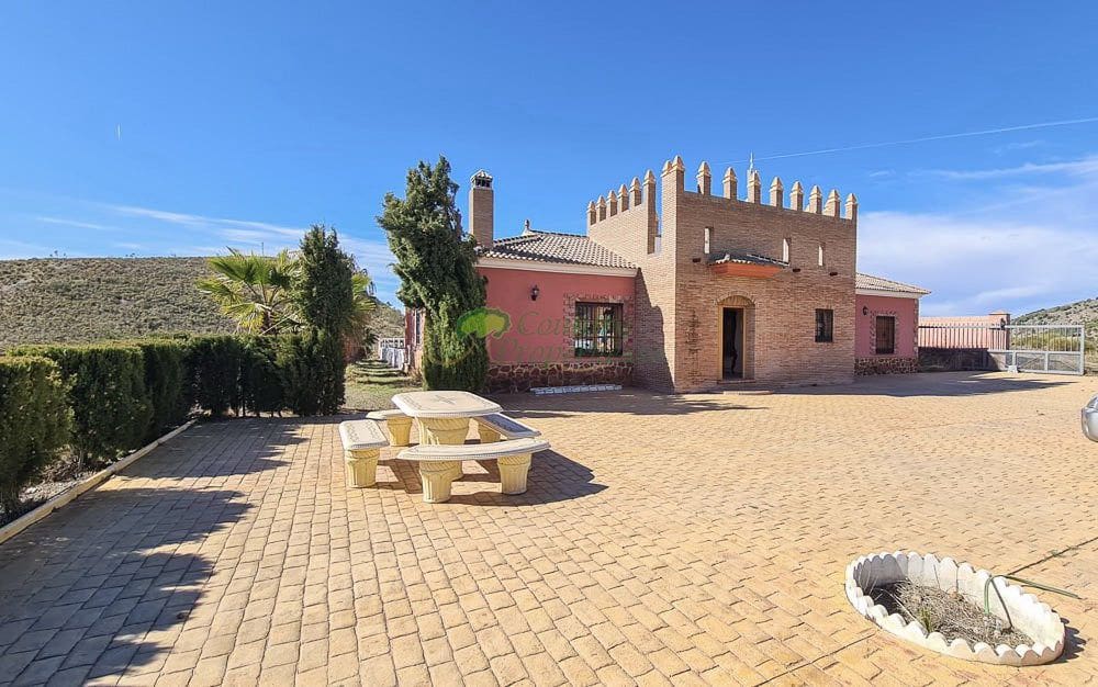 4 soverom Finca/Herregård til salgs i Canillas de Aceituno - € 449 000 (Ref: 6658362)