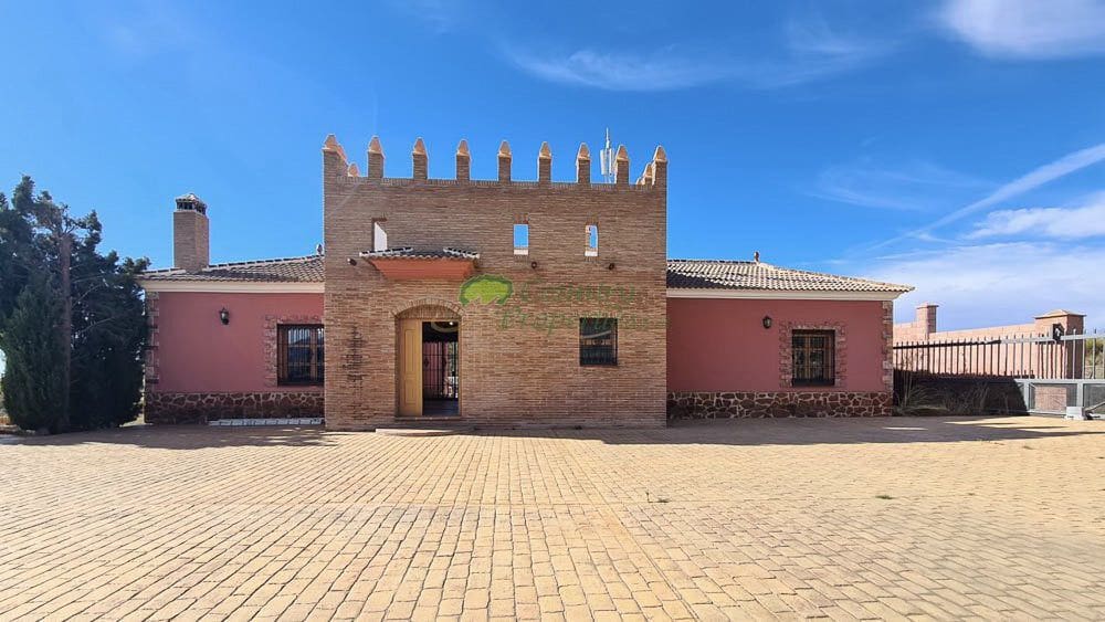 4 soverom Finca/Herregård til salgs i Canillas de Aceituno - € 449 000 (Ref: 6658362)