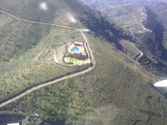 4 soverom Finca/Herregård til salgs i Canillas de Aceituno - € 449 000 (Ref: 6658362)