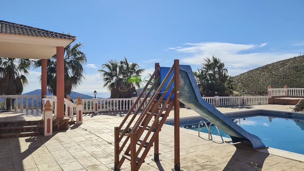 4 soverom Finca/Herregård til salgs i Canillas de Aceituno - € 449 000 (Ref: 6658362)