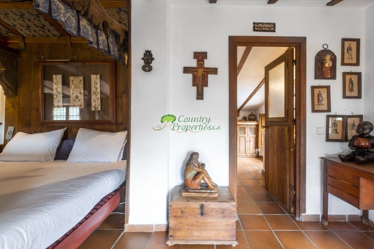 6 Zimmer Finca/Landgut zu verkaufen in Sayalonga - 690.000 € (Ref: 6876691)