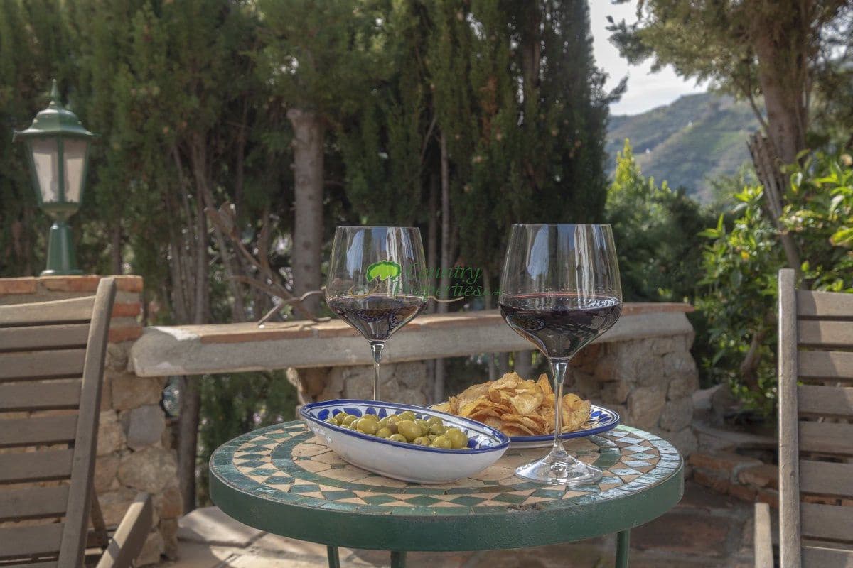 6 Zimmer Finca/Landgut zu verkaufen in Sayalonga - 690.000 € (Ref: 6876691)