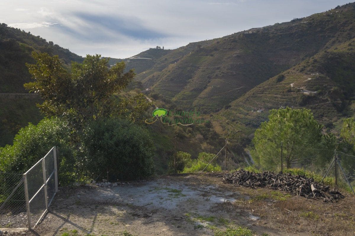 6 Zimmer Finca/Landgut zu verkaufen in Sayalonga - 690.000 € (Ref: 6876691)