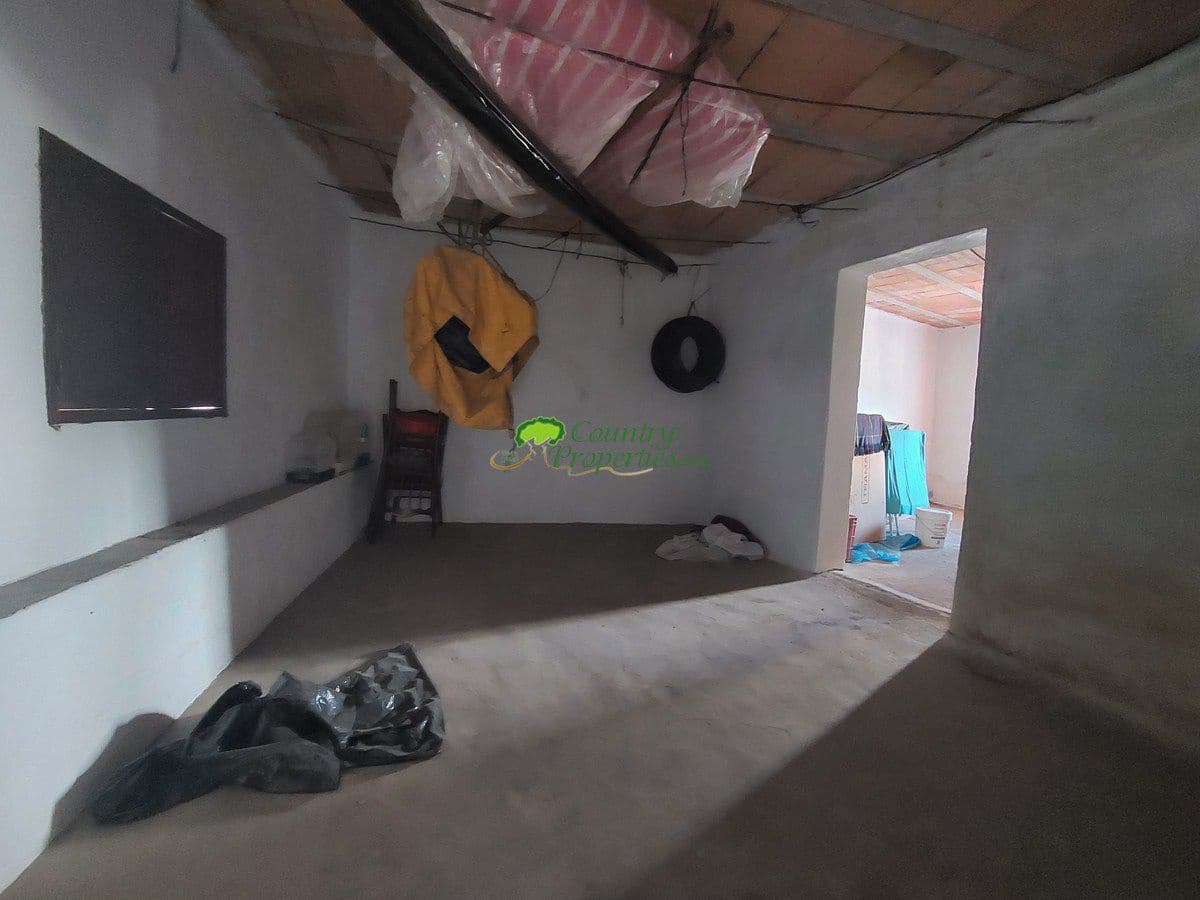 4 Zimmer Haus zu verkaufen in Competa - 190.000 € (Ref: 6891464)