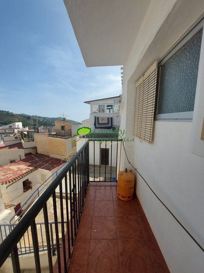 4 Zimmer Haus zu verkaufen in Competa - 190.000 € (Ref: 6891464)