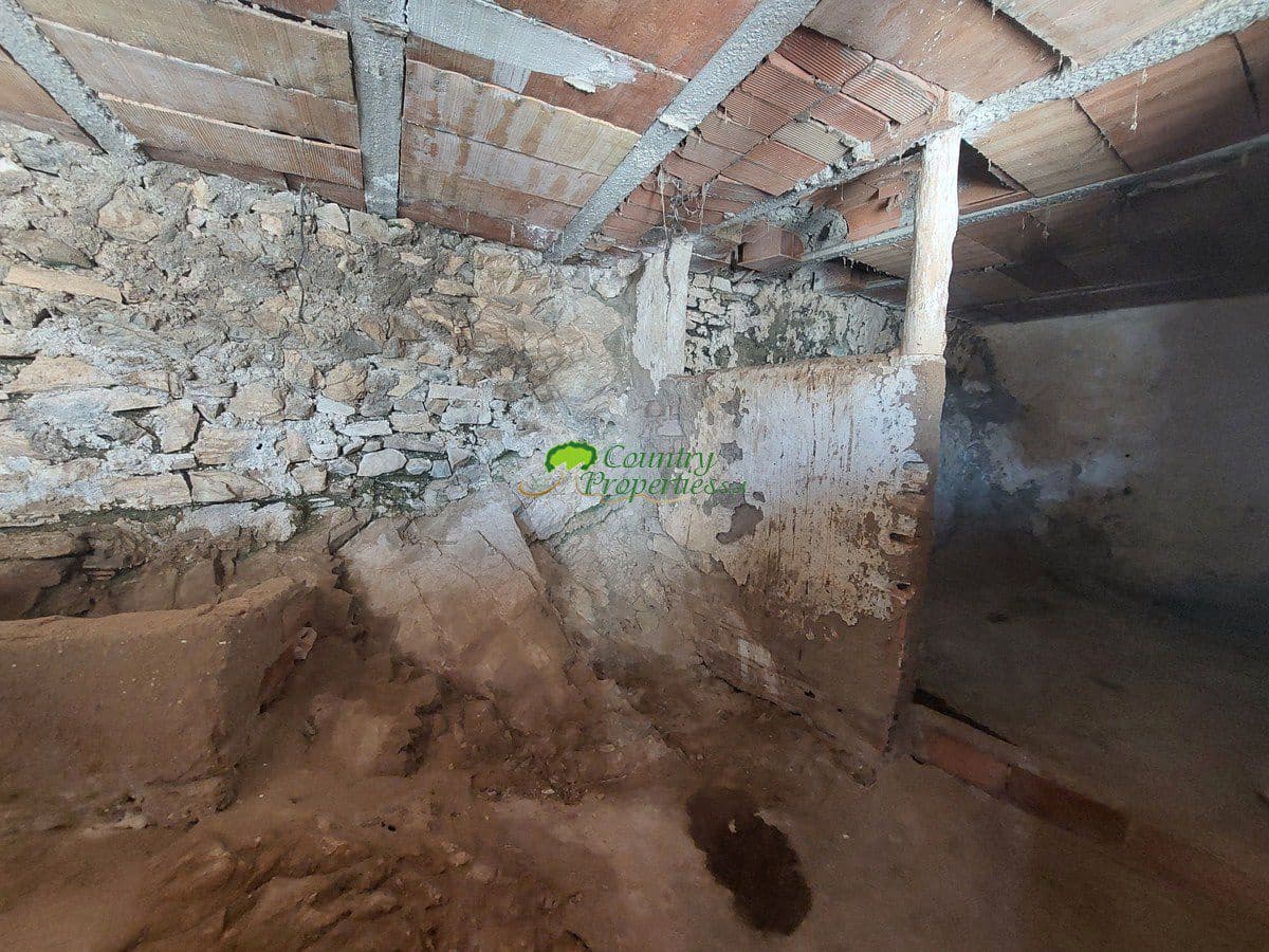 4 Zimmer Haus zu verkaufen in Competa - 190.000 € (Ref: 6891464)