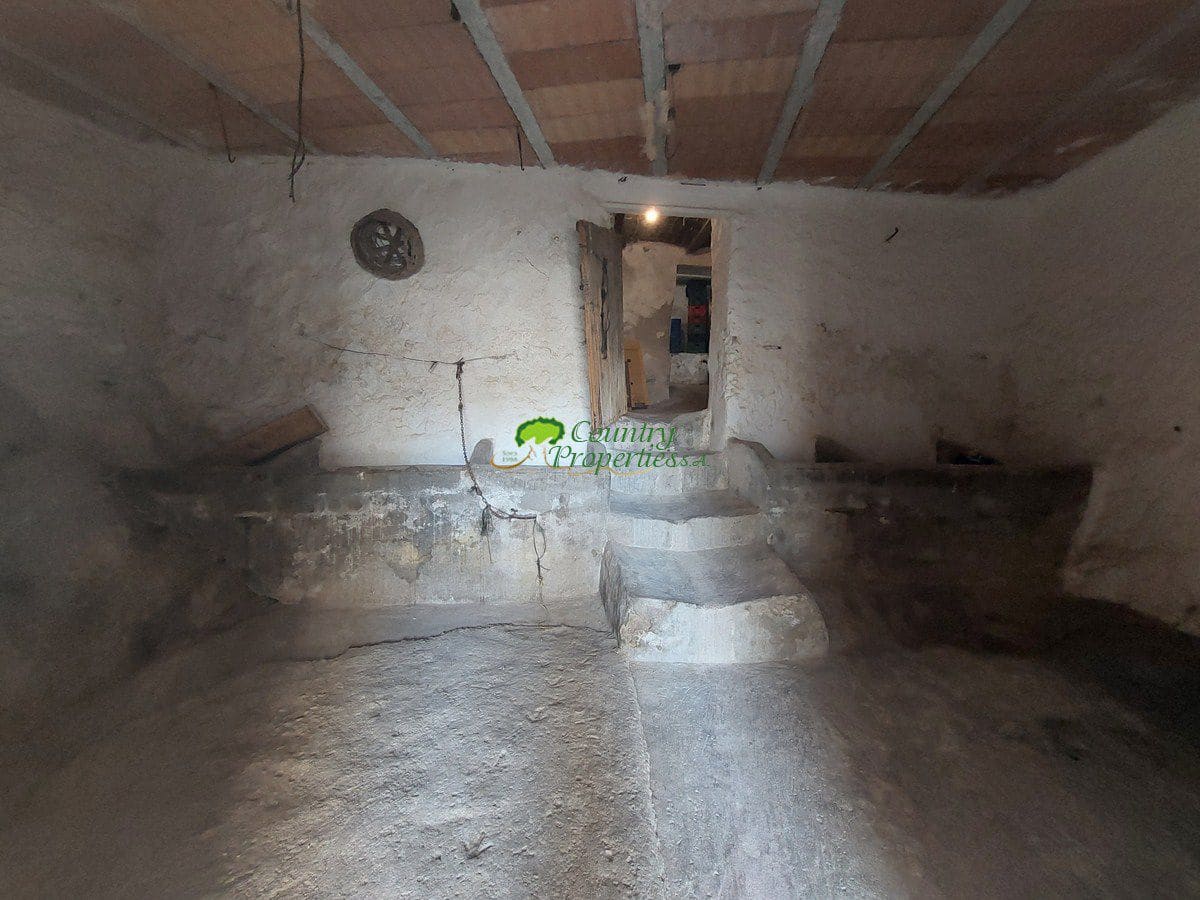 4 Zimmer Haus zu verkaufen in Competa - 190.000 € (Ref: 6891464)