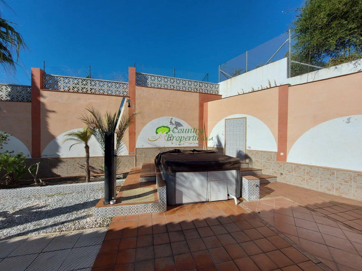 2 soveværelse Villa til salg i Torre del Mar med garage - € 399.000 (Ref: 6917852)