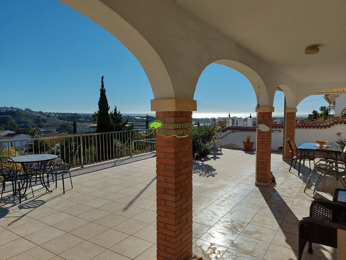 2 soveværelse Villa til salg i Torre del Mar med garage - € 399.000 (Ref: 6917852)