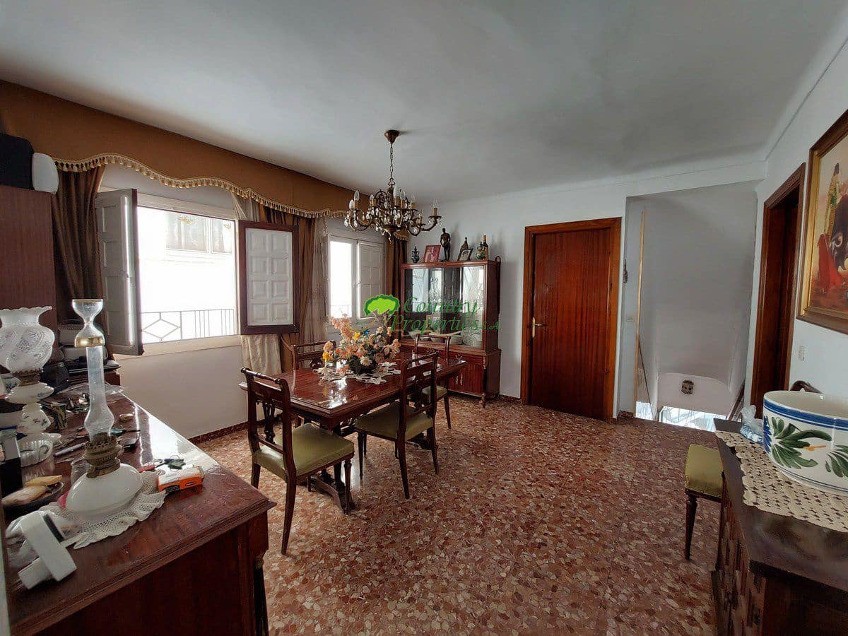 7 sypialnia Dom na sprzedaż w Sayalonga - 180 000 € (Ref: 6997361)