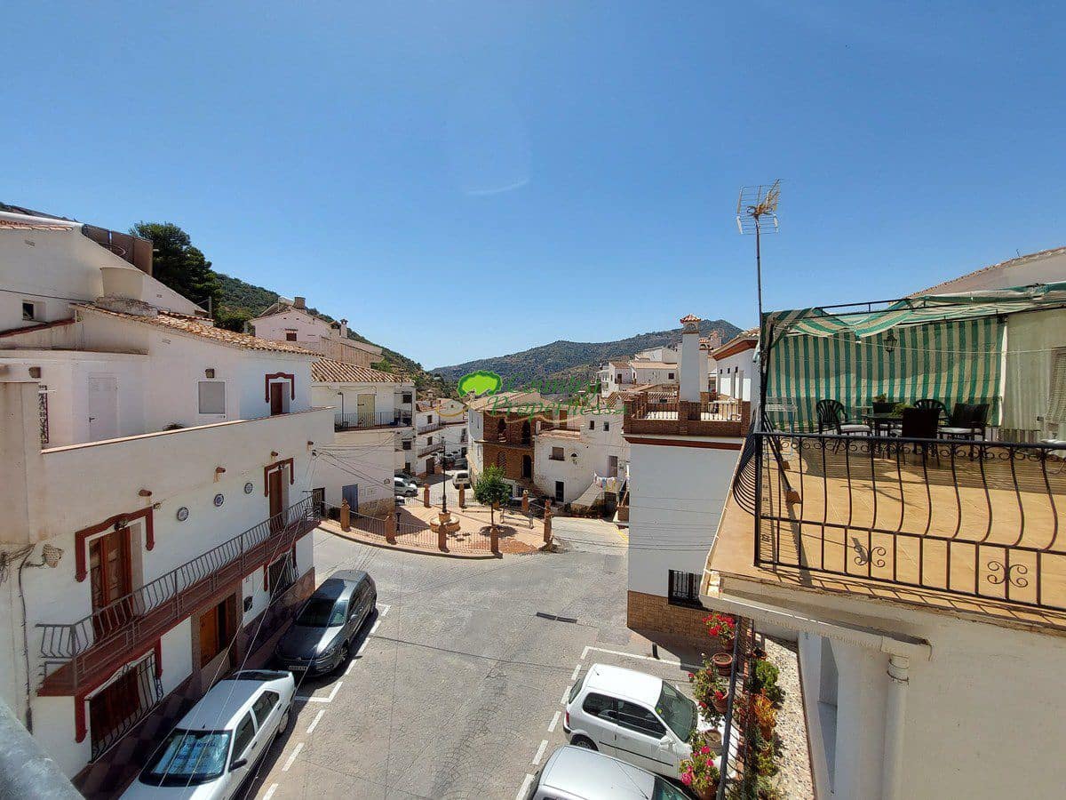 7 sypialnia Dom na sprzedaż w Sayalonga - 180 000 € (Ref: 6997361)